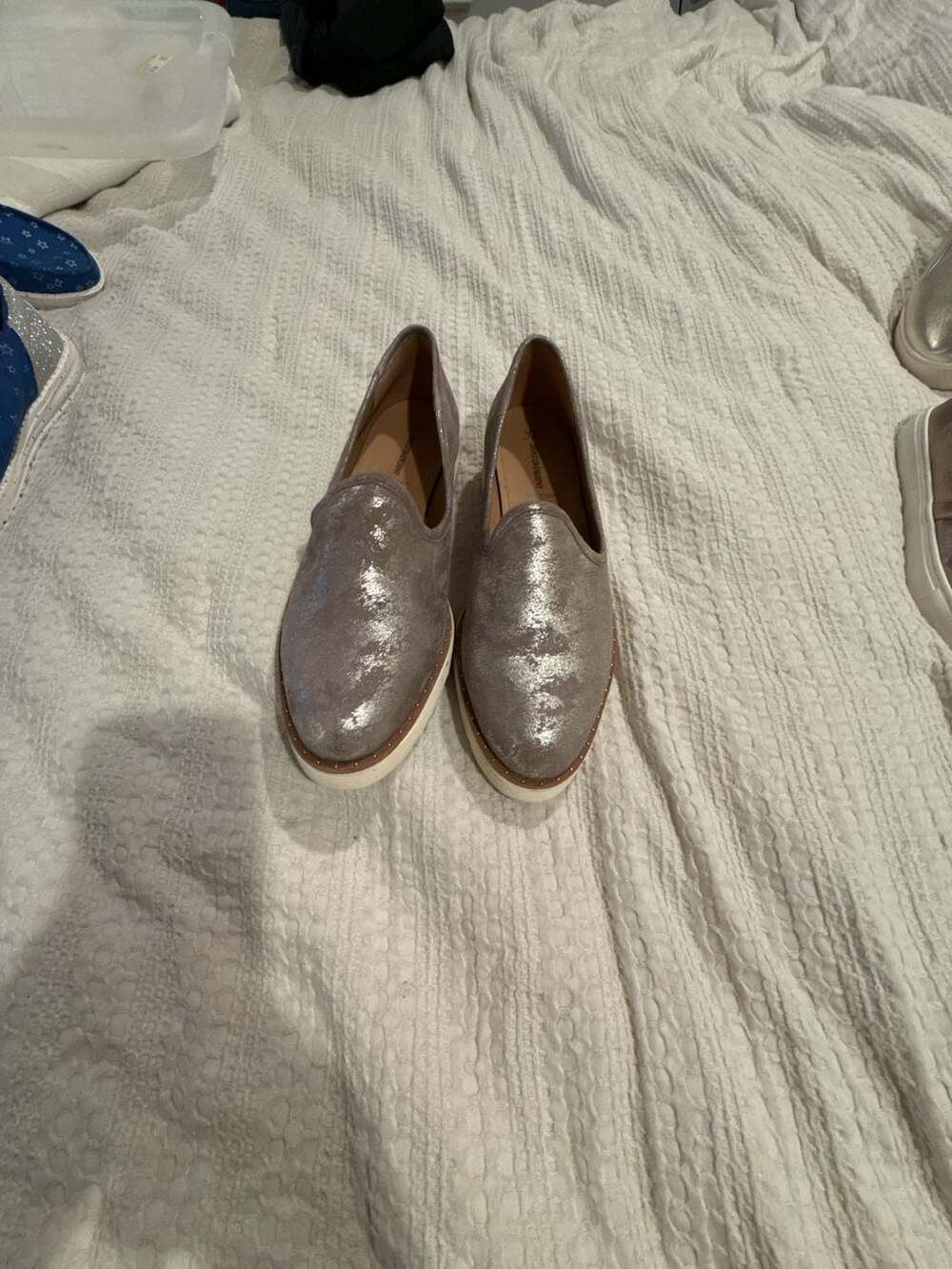 Johnston & Murphy Mitzi Venetian Pewter Metallic Suede